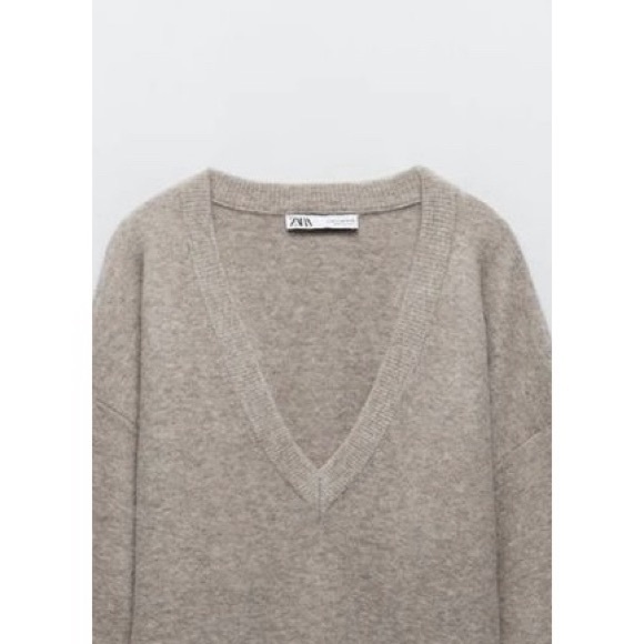 ZARA OVERSIZED KNIT SWEATER - Picture 3 of 13